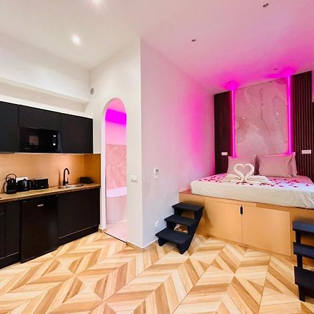 Intimate Escape - Seaside - Spa Bath - Wifi - Ac Nizza Esterno foto