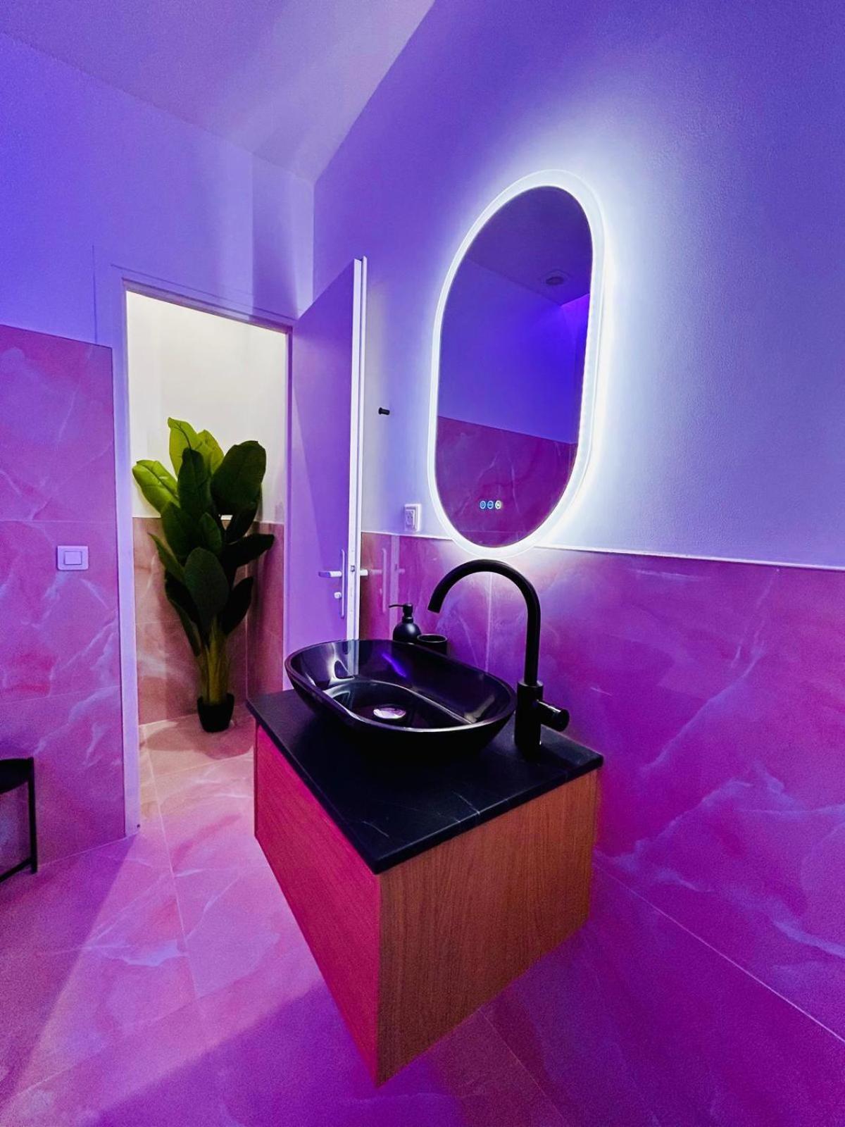 Intimate Escape - Seaside - Spa Bath - Wifi - Ac Nizza Esterno foto