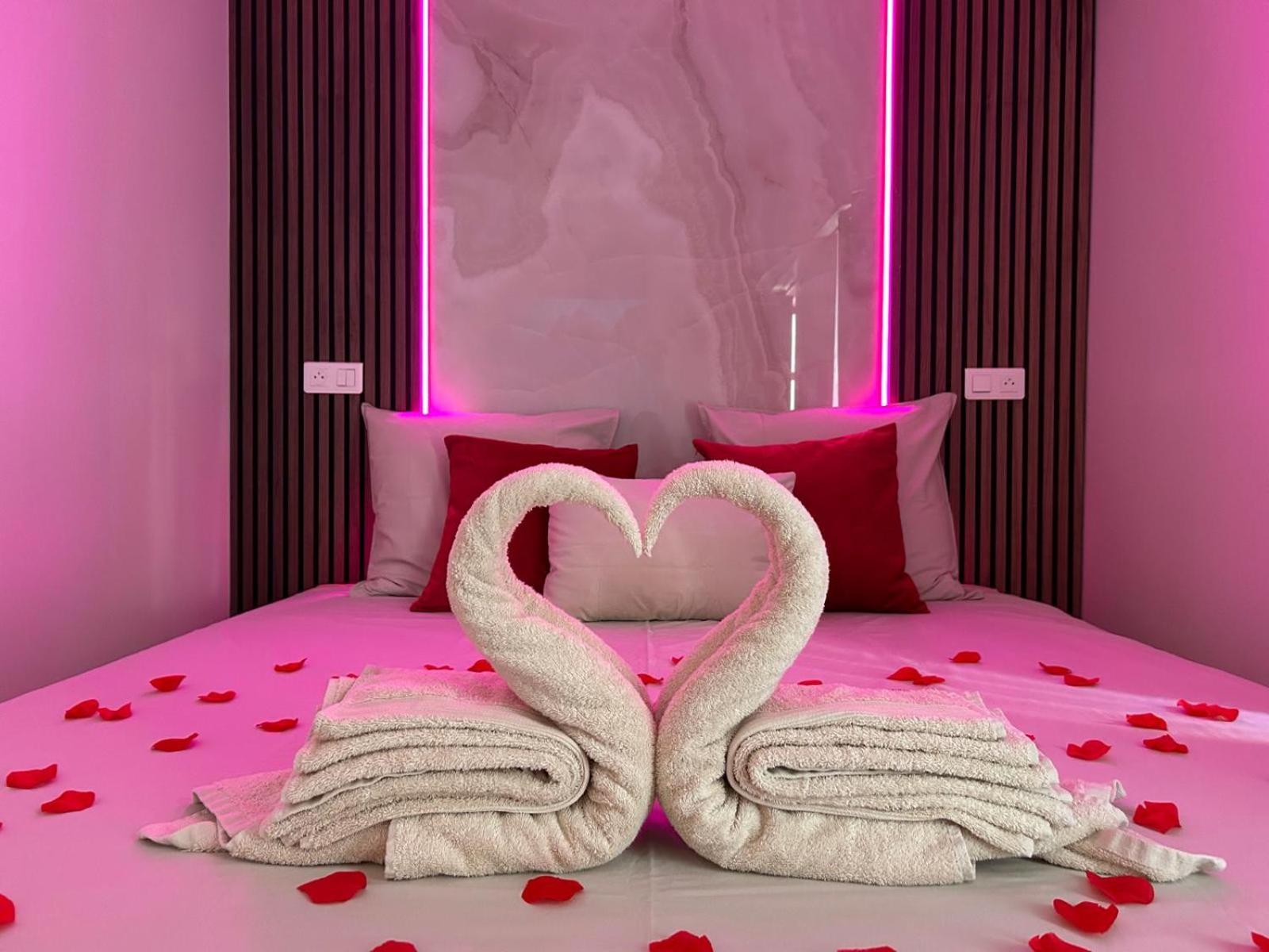 Intimate Escape - Seaside - Spa Bath - Wifi - Ac Nizza Esterno foto